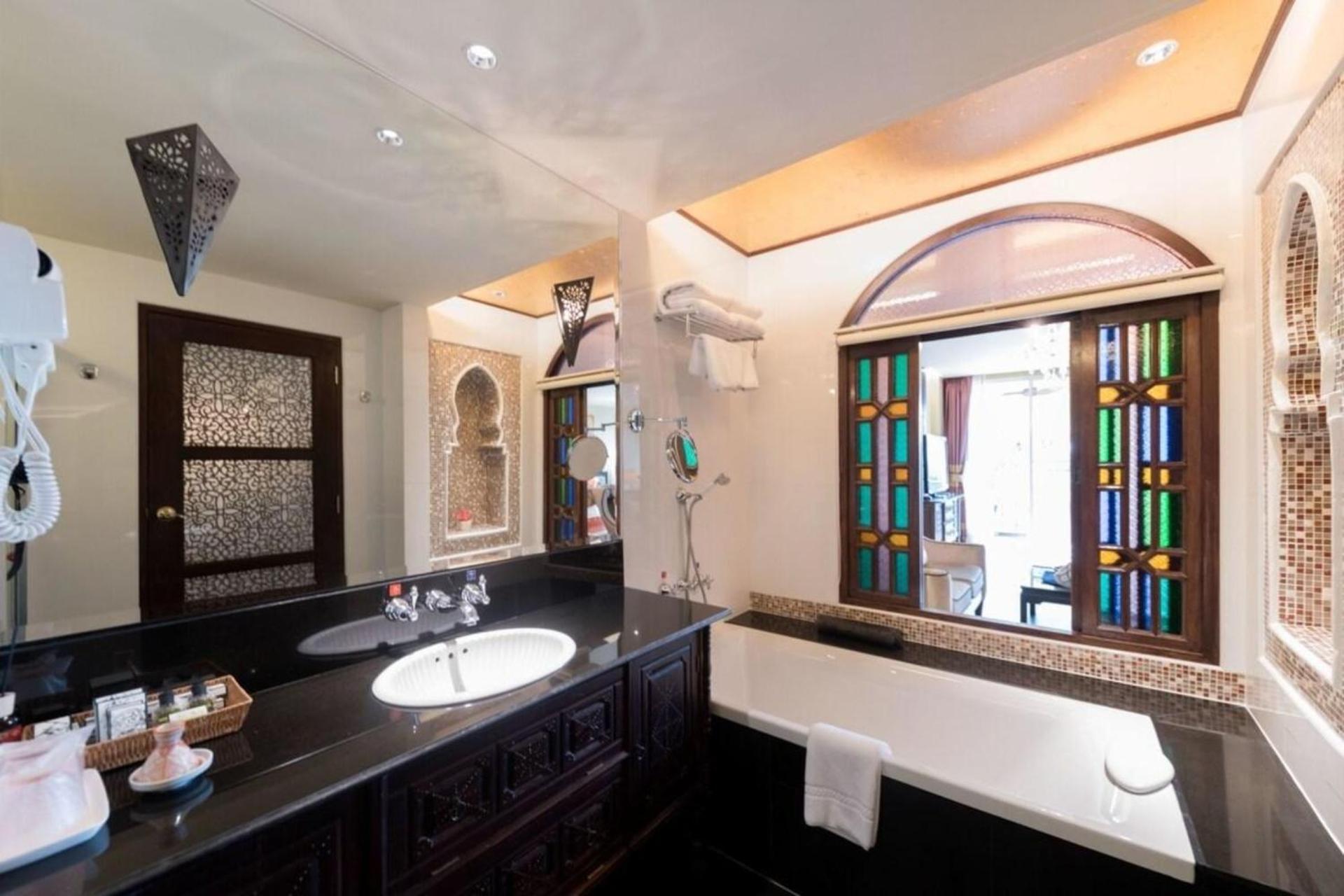 צ'יאנג מאי Sheik Istana Hotel Chiangmal מראה חיצוני תמונה